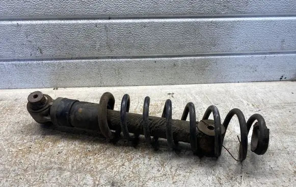 Mercedes-Benz A W168 Rear shock absorber/damper 332596
