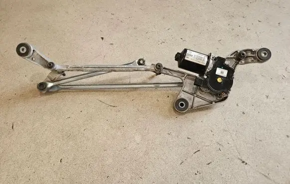Mercedes-Benz V Class W447 Front wiper linkage and motor W000051184 W000051408