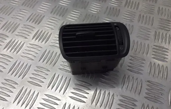 Audi A3 S3 8L Dashboard side air vent grill/cover trim 8L0820901