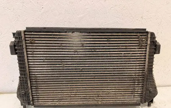 Volkswagen Golf VI Intercooler radiator 1K0145803BM