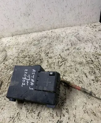 Opel Astra J Positive cable (battery)