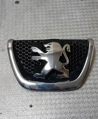 Peugeot Partner Manufacturer badge logo/emblem 