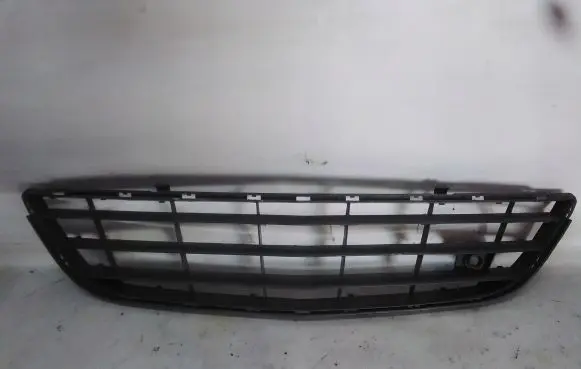 Opel Corsa D Front bumper lower grill 13179942