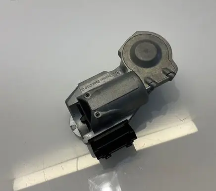 Mercedes-Benz CLS C219 Steering wheel lock A2034621130 2034621130