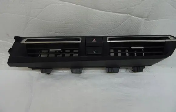 Peugeot 508 II Dashboard side air vent grill/cover trim 9813436277