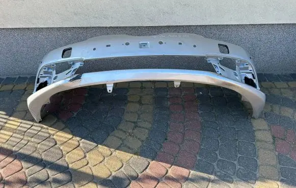 Toyota Auris E180 Front bumper 5211902K40