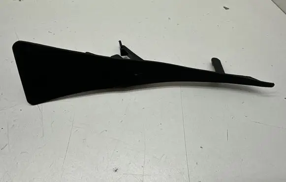 Fender end trim