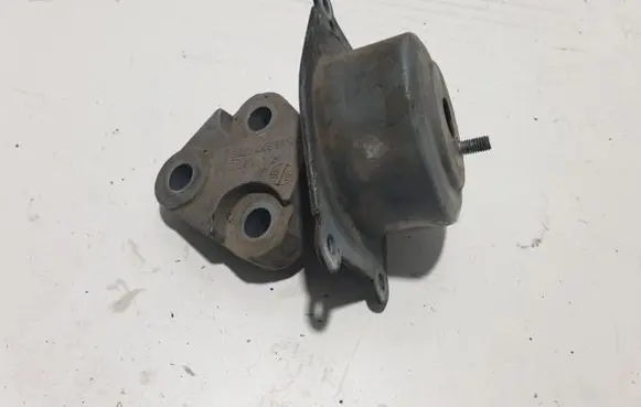 Opel Zafira B Engine mount bracket 24459794