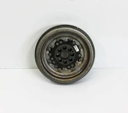 Volkswagen Golf VII Flywheel 06K105266A