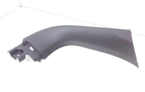 Hyundai Tucson TL Tailgate trim 81731D7000 81731-D7000