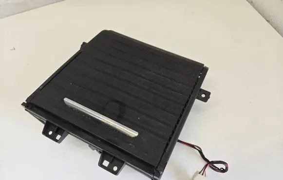 BMW X6 F16 Cup holder front 9315332