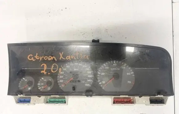 Citroen Xantia Speedometer (instrument cluster) 09021129904 9624900380