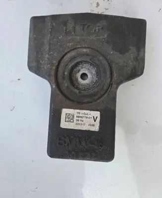 BMW X2 F39 Rear differential/diff mount bracket 6868778