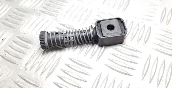 Audi A3 S3 A3 Sportback 8P Gear shift rod 1K0711761B