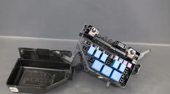 Hyundai i20 (PB PBT) Fuse module 191401J100