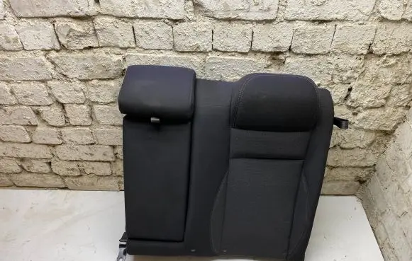 Dodge Charger Rear seat 