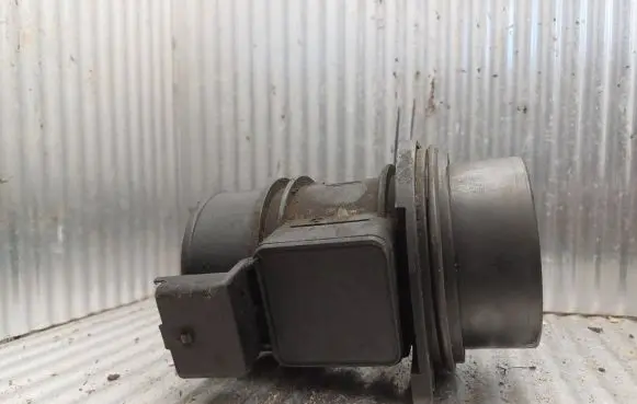 Renault Laguna II Mass air flow meter 7700314057 11465904 5WK9609