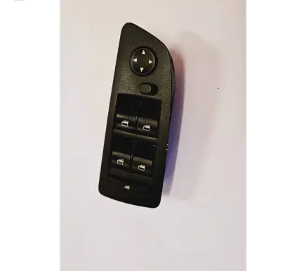 BMW 1 E81 E87 Electric window control switch 6970206 0538K