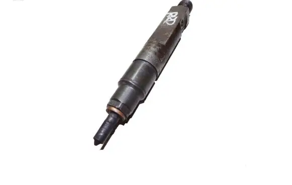Audi A6 S6 C4 4A Fuel injector 046130201F