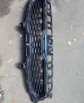 KIA Ceed Front bumper upper radiator grill 86350J7010