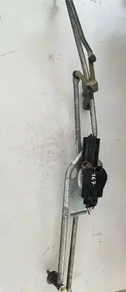 Seat Alhambra (Mk1) Front wiper linkage and motor 3398009423