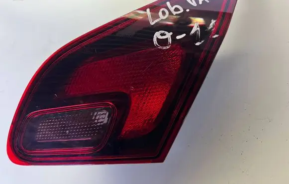 Opel Astra J Tailgate rear/tail lights 1090098 13319950 1222210