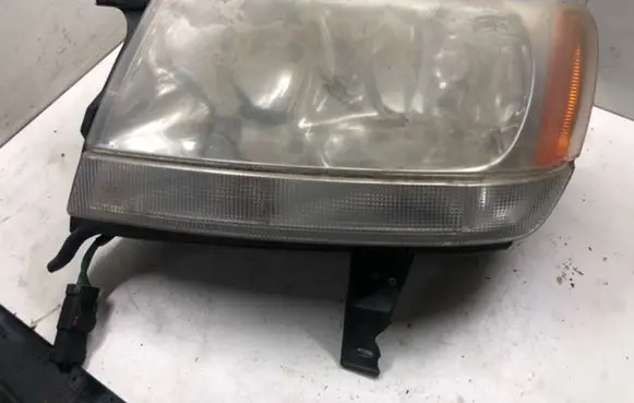 Jeep Grand Cherokee (WJ) Headlight/headlamp