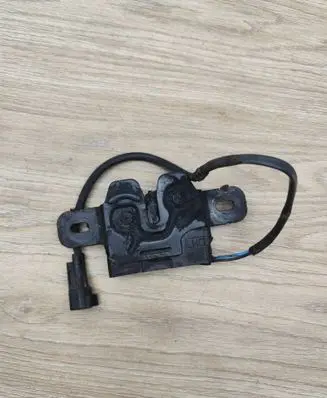 Volvo XC70 Engine bonnet/hood lock/catch 30649448