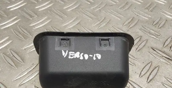 Toyota Verso Tailgate trunk handle 6921202070