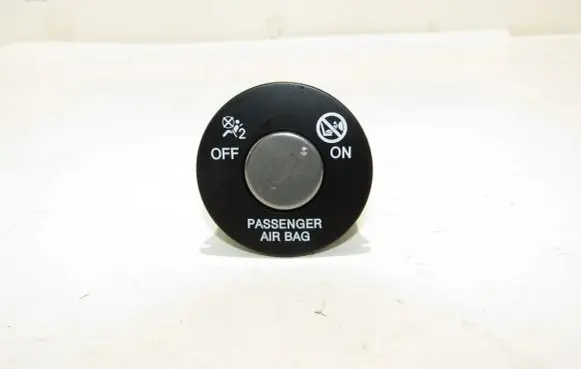 Hyundai ix20 Passenger airbag on/off switch 