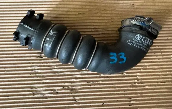 Intercooler hose/pipe