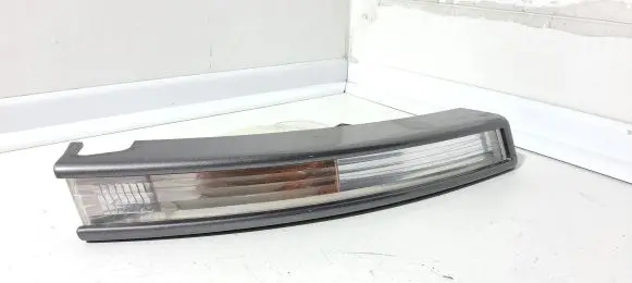 Volkswagen PASSAT B6 Front indicator light 3C0953042E