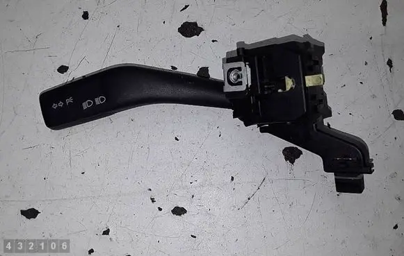 Skoda Octavia Mk2 (1Z) Indicator stalk 1K0953513