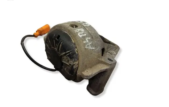 Audi Q5 SQ5 Engine mount vacuum valve 