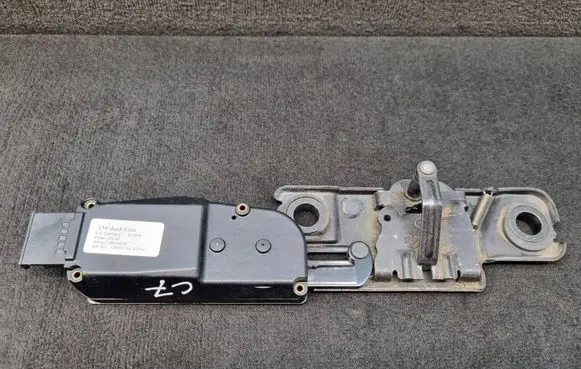 Audi A6 Allroad C7 Tailgate/trunk/boot lift motor 4F9827383H