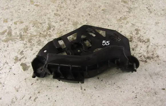 Opel Corsa E Rear bumper mounting bracket 13399579