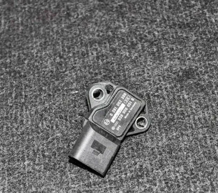 Audi A1 Air pressure sensor 0281002399 038906051B