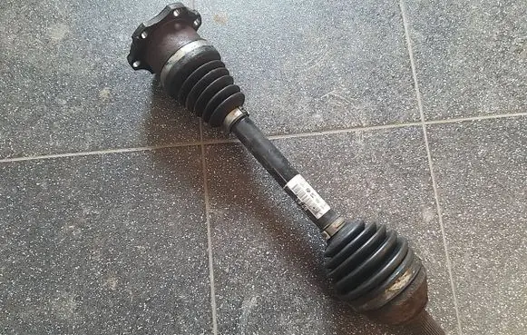 Seat Ibiza IV (6J,6P) Front driveshaft 6R0407761E