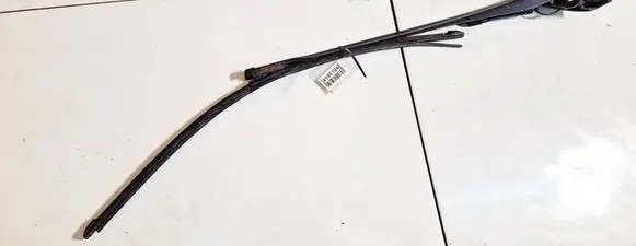 Seat Leon (1P) Front wiper blade arm