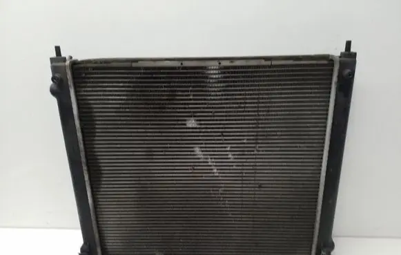 Nissan Juke I F15 Coolant radiator