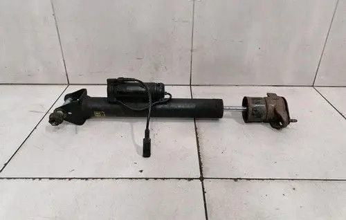 Mercedes-Benz ML W164 Rear shock absorber with coil spring A1643200831