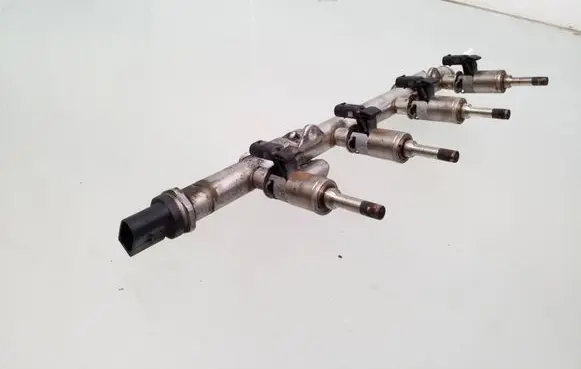 Skoda Octavia Mk3 (5E) Fuel injection system set 04E133320D 0261500354 0261545079
