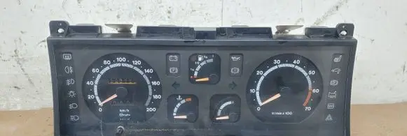 Renault Espace I Speedometer (instrument cluster) 6025104547 E172284 09050369902