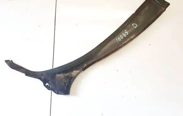Peugeot 206 Wiper trim 9630607377