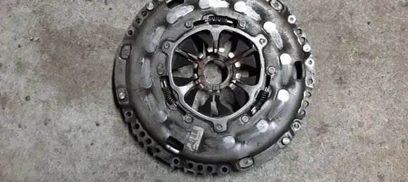 Volkswagen Golf V Clutch set kit 03G141025E