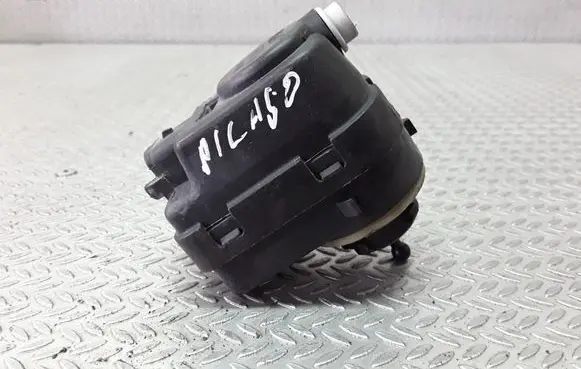 Headlight level adjustment motor
