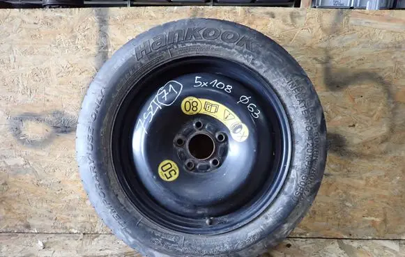 Ford Focus R16 spare wheel