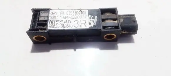 Nissan Almera N16 Airbag deployment crash/impact sensor 0285002007 98830BM640