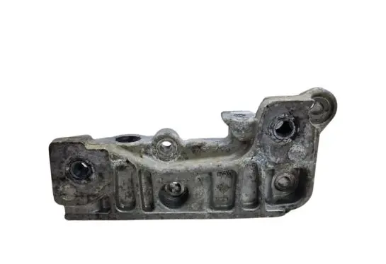 Mercedes-Benz GLA W156 Engine mounting bracket A6512200607