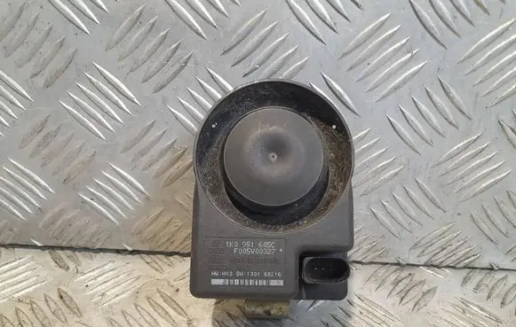 Audi A6 S6 C6 4F Alarm system siren 1K0951605C